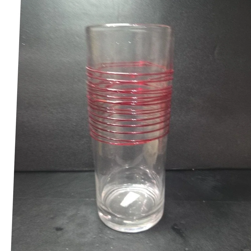 Pier 1 Imports Red‎ Swirline Glass Vase, Vintage Handcrafted Flower Display